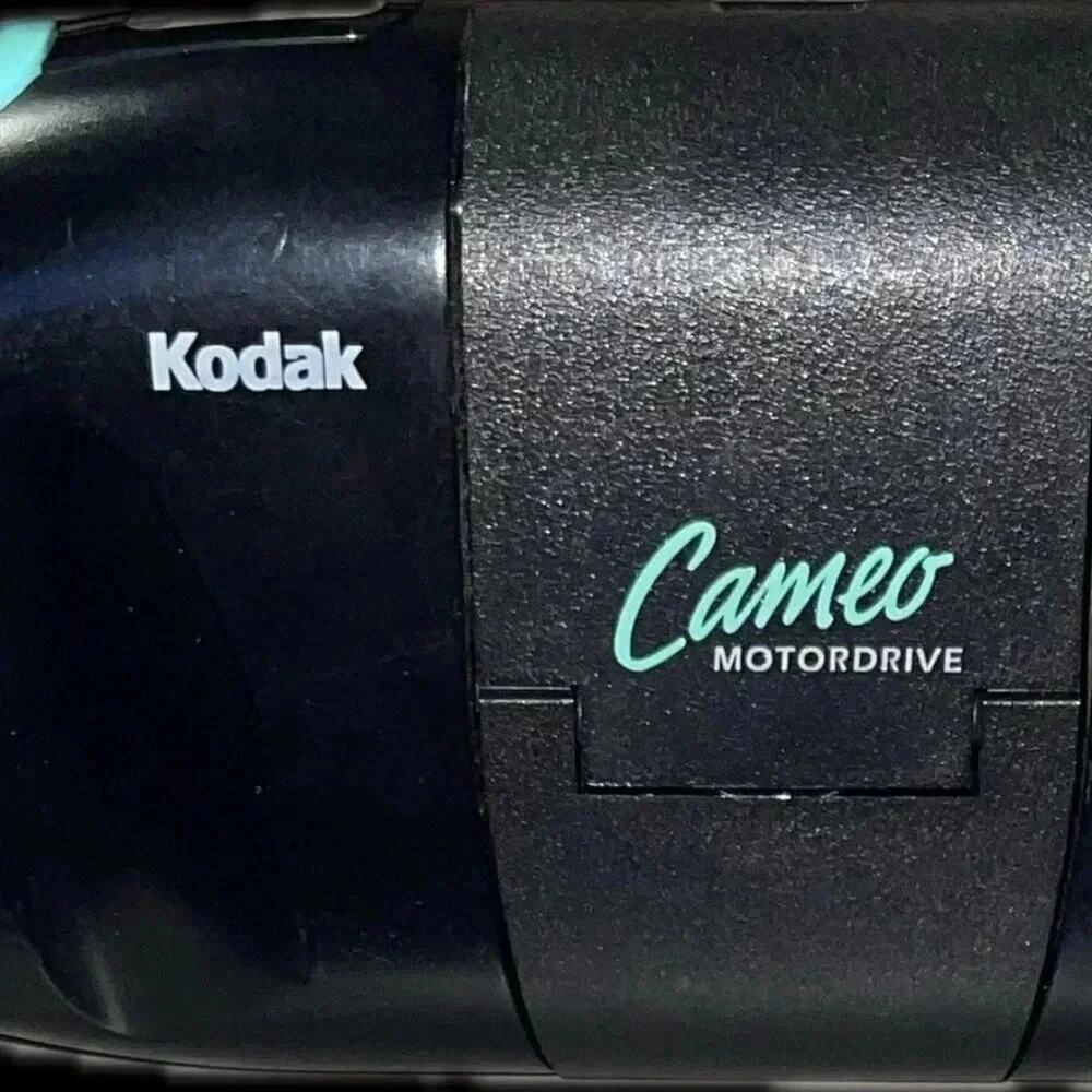 1992 Kodak Cameo Motor Drive Black 35mm Built-In Flash